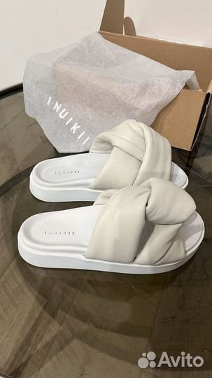 Шлепанцы inuikii