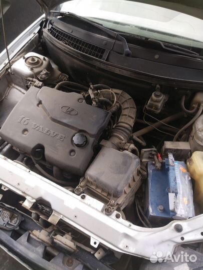LADA Priora 1.6 МТ, 2007, битый, 250 000 км