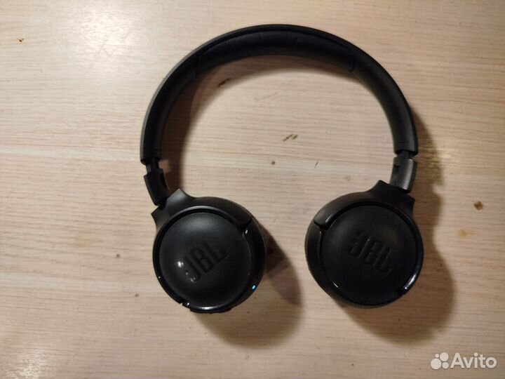 Беспроводные наушники JBL tune 500BT