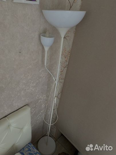 Торшер напольный