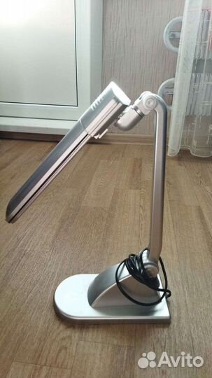 Лампа настольная