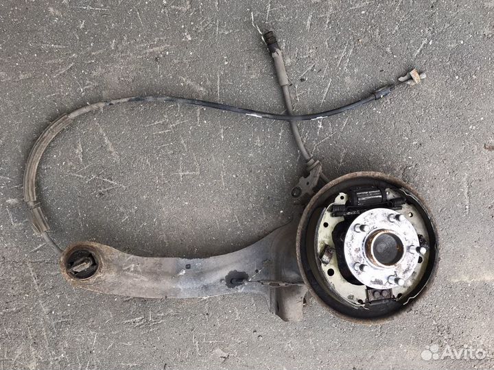 Ford Focus 2 поворотный кулак задний левый