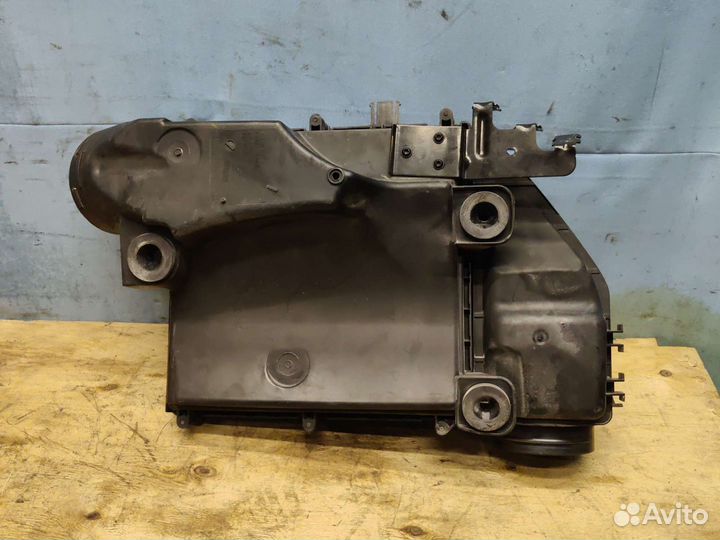 Корпус воздушного фильтра BMW X5 E70 N55