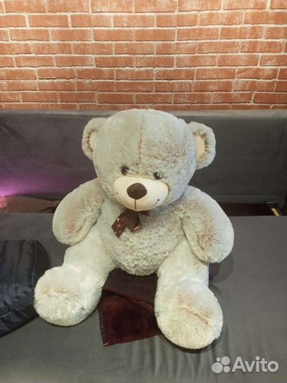 Плюшевый медведь
