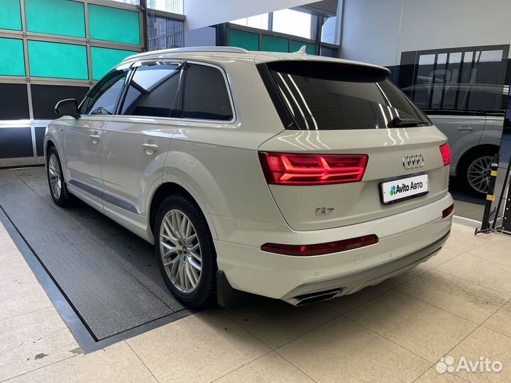 Audi Q7 2.0 AT, 2018, 121 540 км