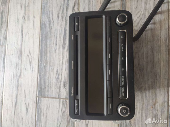 Магнитола Skoda Fabia 2012 рестайлинг 2