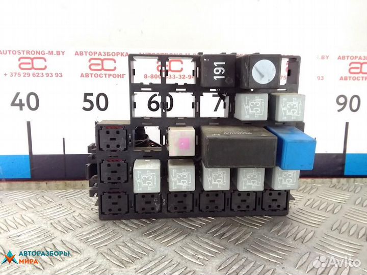 Блок реле Porsche Boxster 986 1997 99661010900