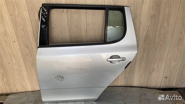 Дверь задняя левая от Skoda Fabia 2007-2015