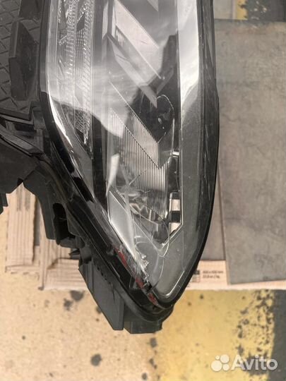 Фара передняя левая Volkswagen Polo 6 Лифтбек