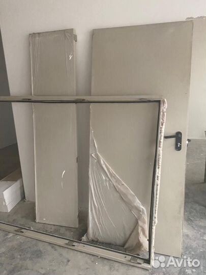 Двери металлические, пластиковые, противопожарные