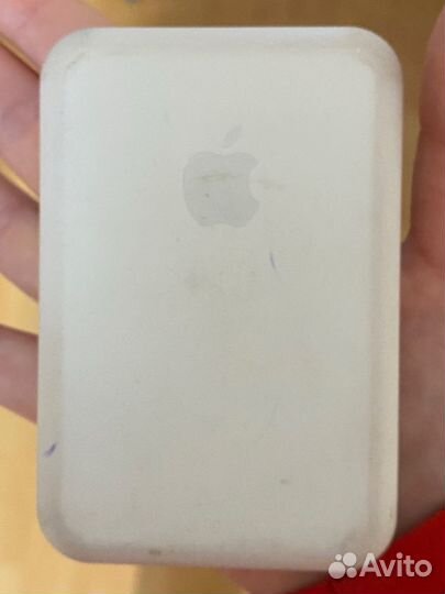 Повербанк apple на магните для iPhone