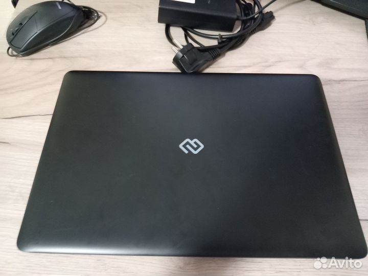 Ноутбук Digma в хорошем состоянии