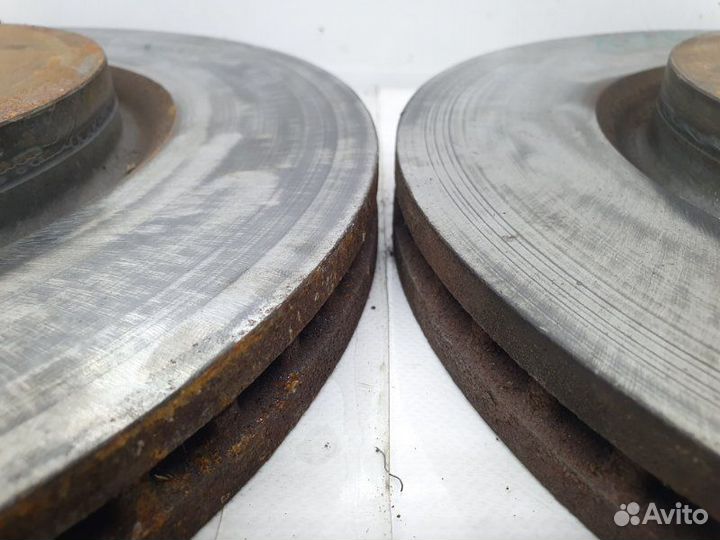 Тормозной диск передний Ford Explorer 5 3.5 2011