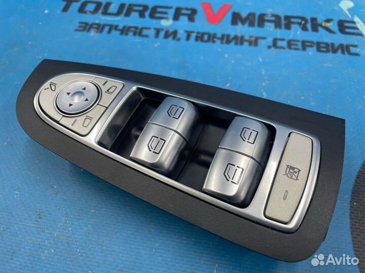 Блок управления стеклоподъемниками передний правый