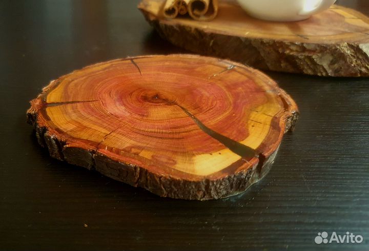 Подставки из дуба