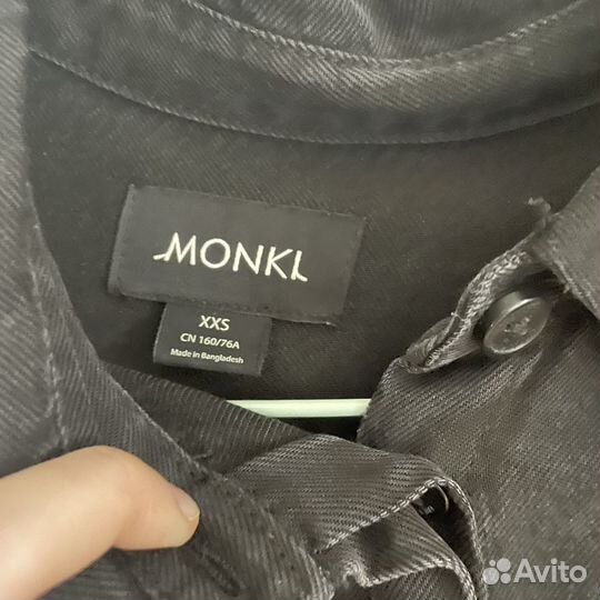 Платье джинсовое monki оверсайз