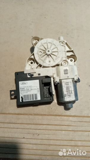 Стеклоподъемник правый задний ford Focus 2