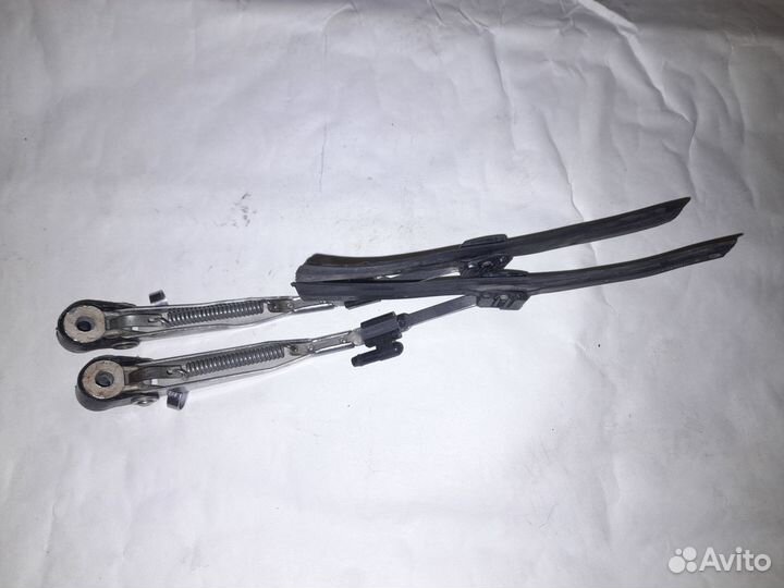 Коллекционный замок капота 21012 правый руль