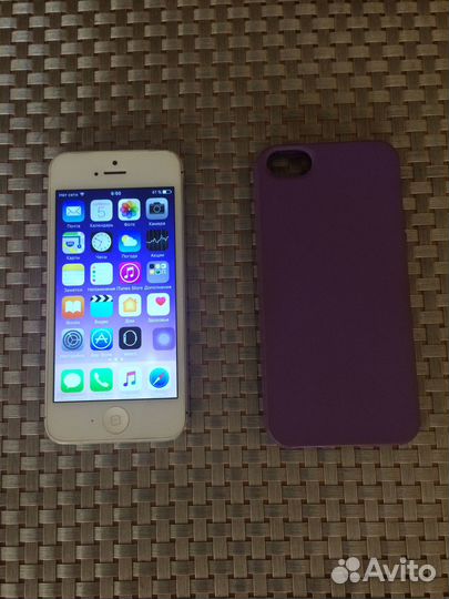 Телефон iPhone 5