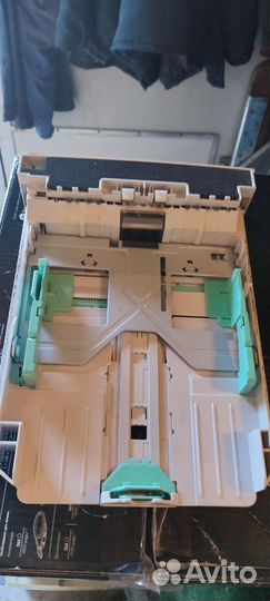 Xerox 3220 нижний лоток для бумаги