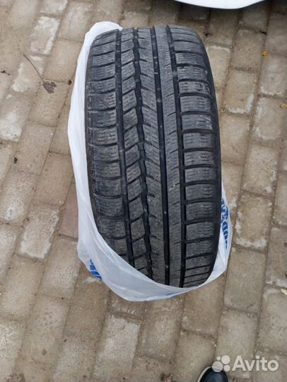 Nexen i.Q Series 1 235/45 R18