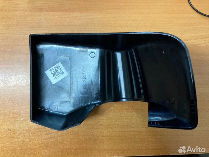 Заглушка стойки зеркала левая Man Tgs Tgx