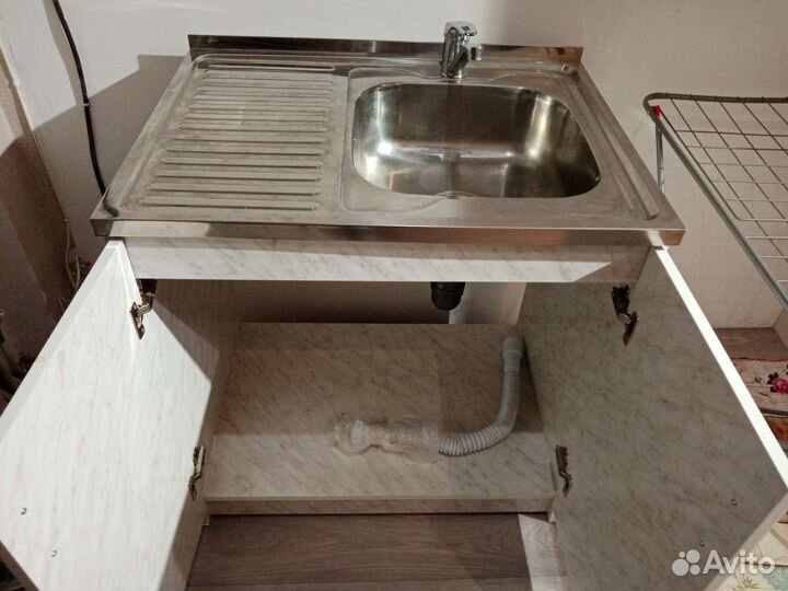 Кухонная тумба с мойкой б/у