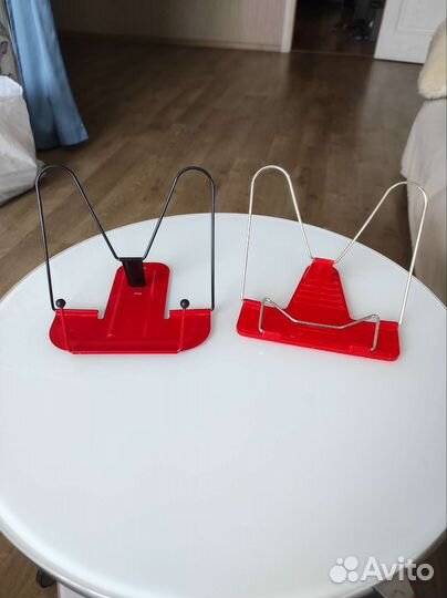 Подставка для книг