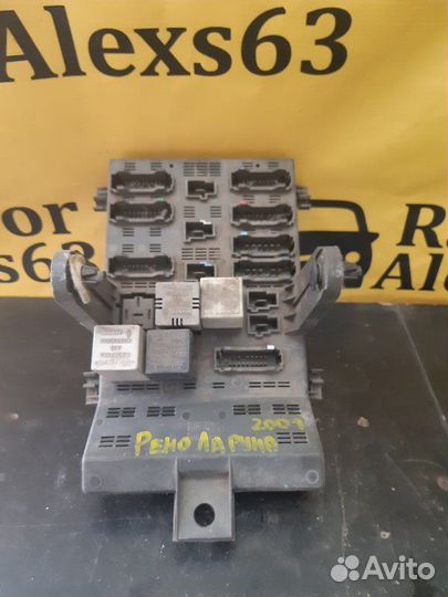 Блок предохранителей Renault Laguna 2001