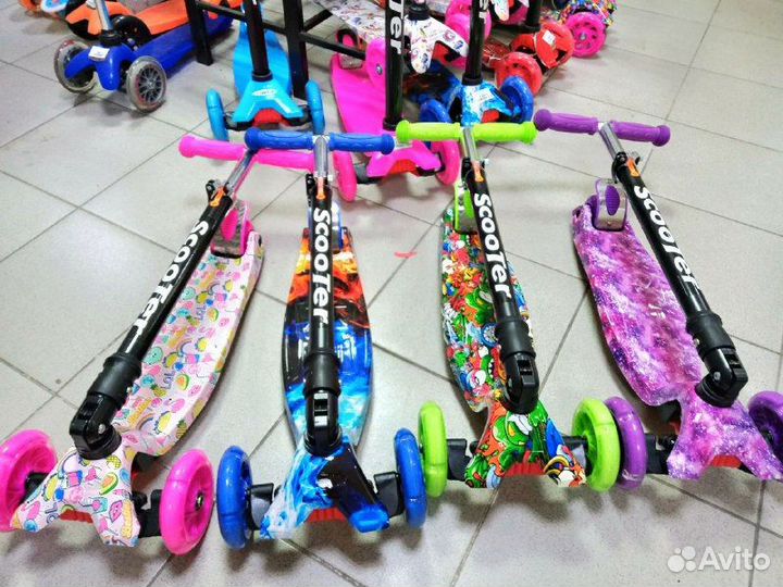 Самокат детский трехколесный