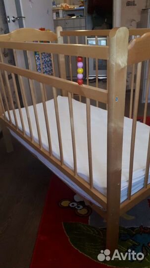 Детская кроватка