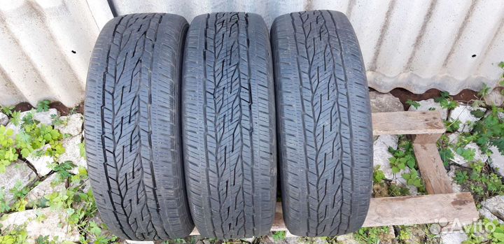 Continental ContiCrossContact LX2 215/50 R17