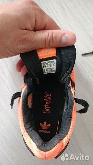 Кроссовки adidas для девочки