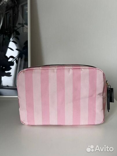 Косметичка Victoria's Secret