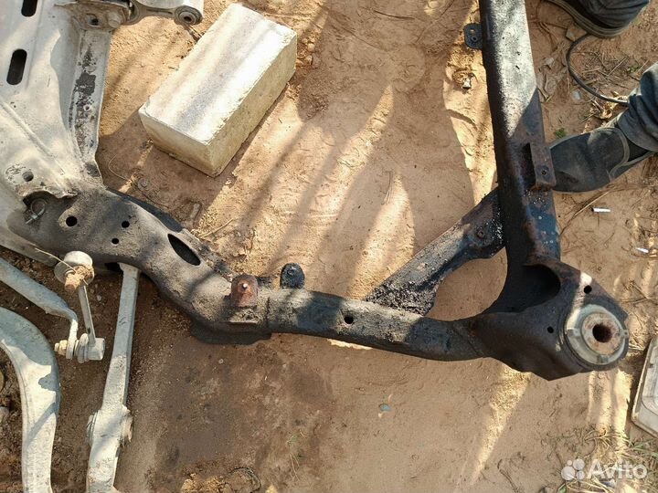 Подрамник mazda 6 gg мазда 6 гг