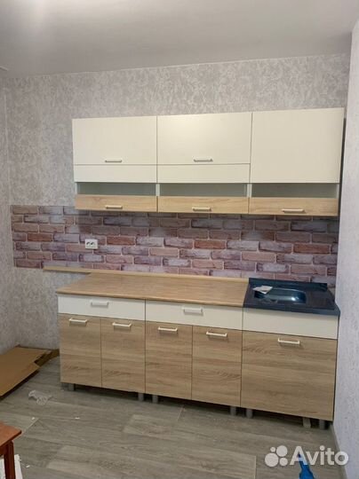 Кухння с мойкой. В наличии