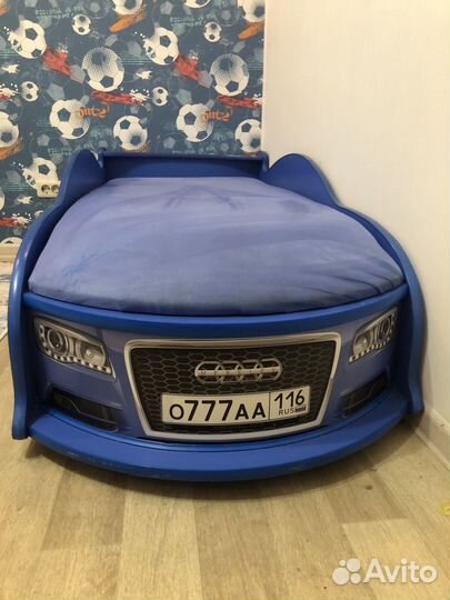 Детская кровать машина для мальчика б/у