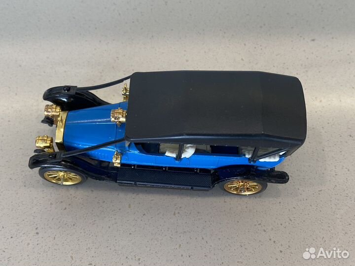 Модель автомобиля руссобали с24-40 1:43 СССР