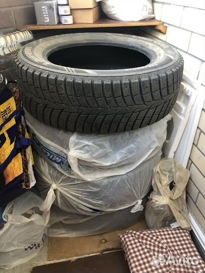 Laufenn I Fit Ice LW 71 235/60 R18