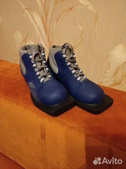 Лыжные ботинки 34 размер