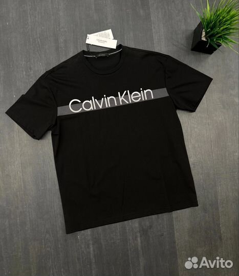 Футболка Calvin Klein летняя