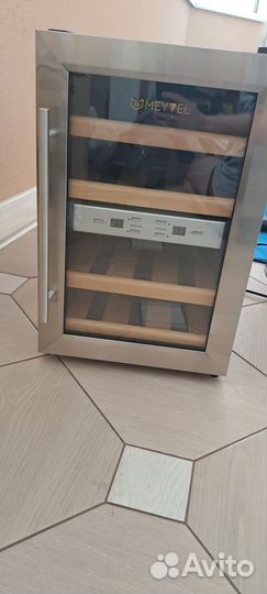 Холодильник для вина Meyvel