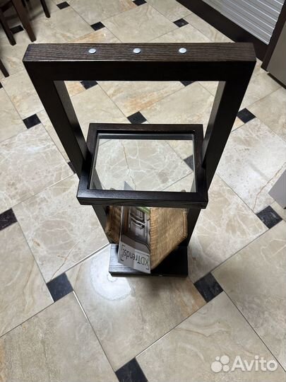 Стойка для журналов