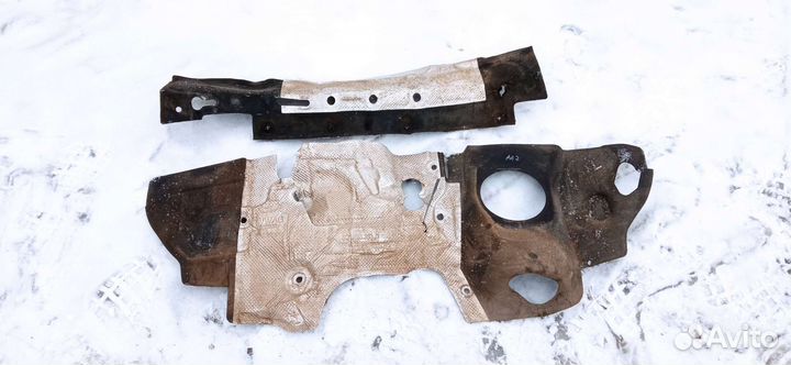 Тепловой экран мотора Шкода Октавия А7