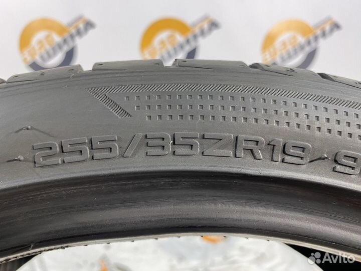 Hankook Ventus V12 Evo K110 255/35 R19 97Y