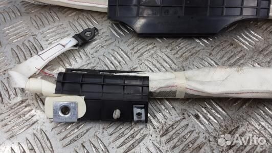 Шторка безопасности hyundai IX35 1 (5BR15S401)