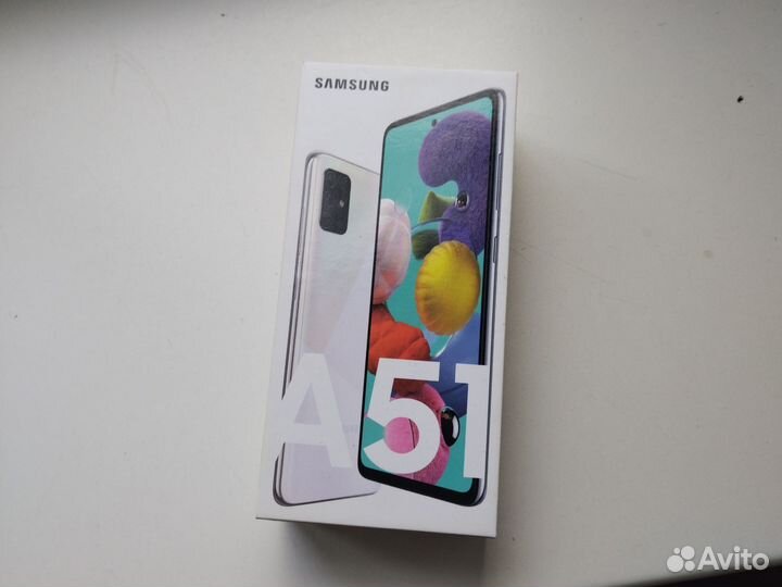 Коробка от телефона samsung А51, iPhone 5