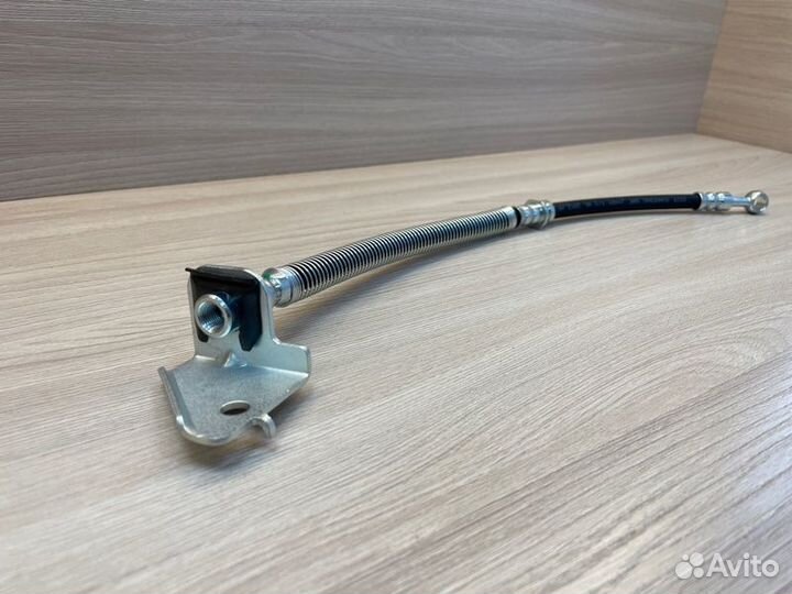 Шланг тормозной передний левый Hyundai Tucson