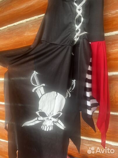 Костюм пиратки женский с шляпой