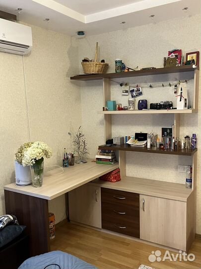 Стенка с письменным столом